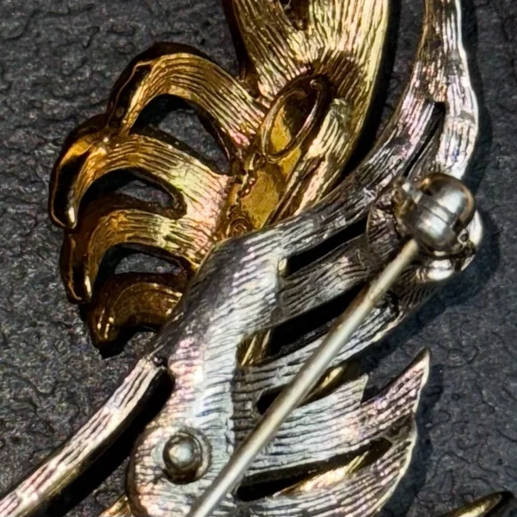 Gold and Silver Feather Brooch - Picture 13 of 16
